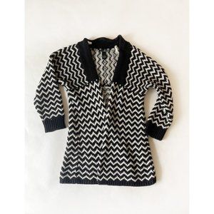 WilliSmith B&W Chevron Pattern Sweater  Sz Small